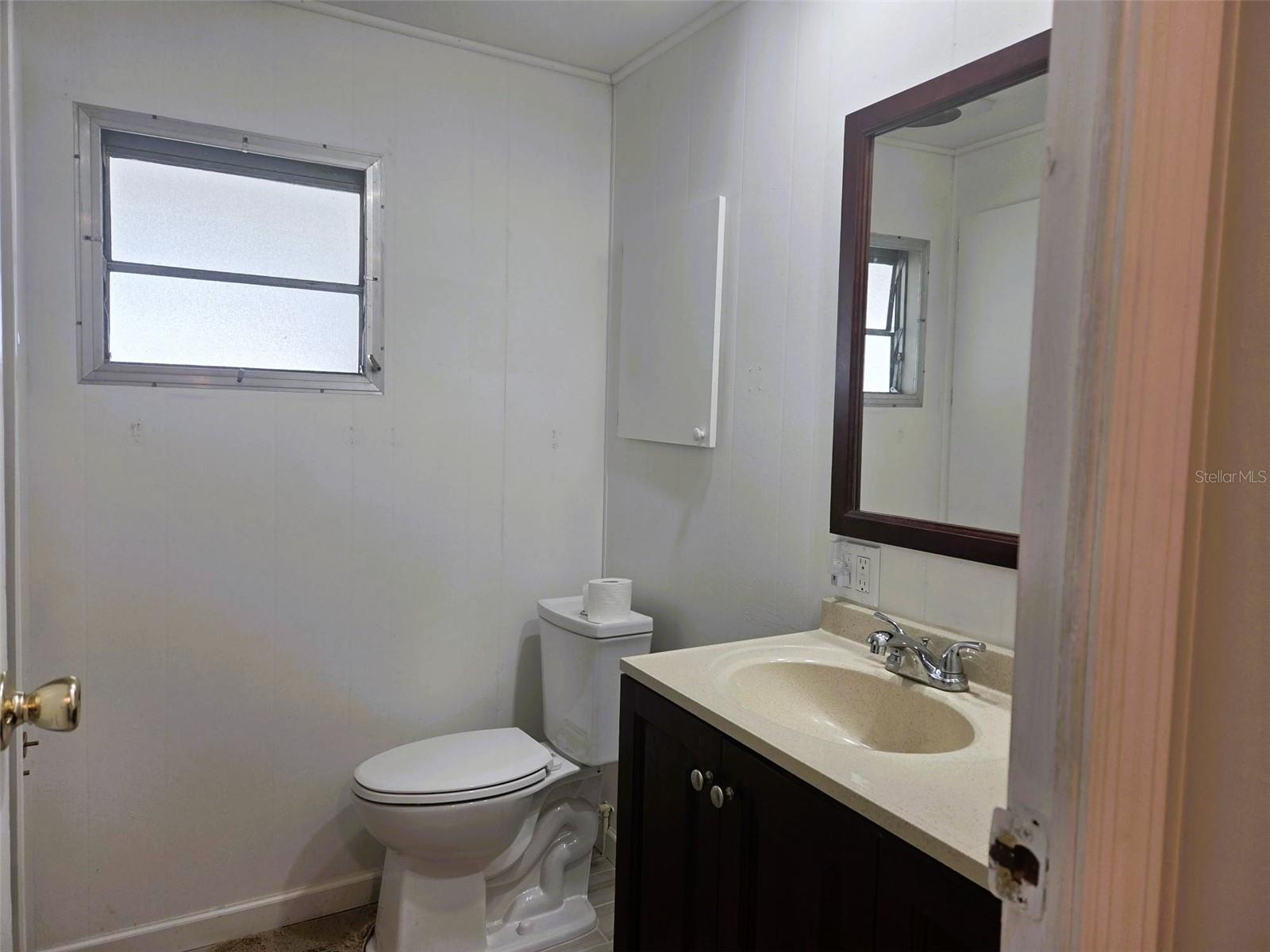 OAKWOOD MANOR - Residential