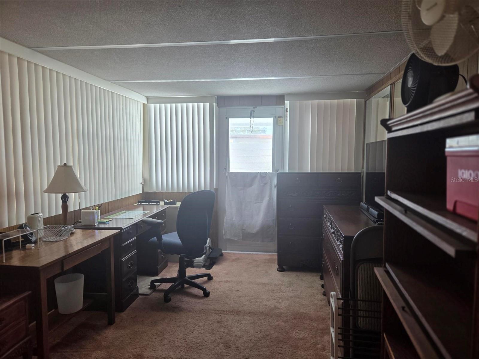 OAKWOOD MANOR - Residential