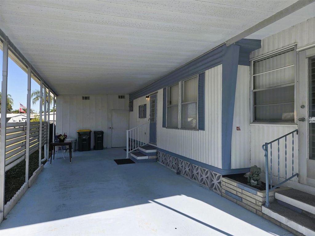 Photo of 3313 Overcup Oak Terrace, Sarasota, FL 34237 (MLS # A4675887)