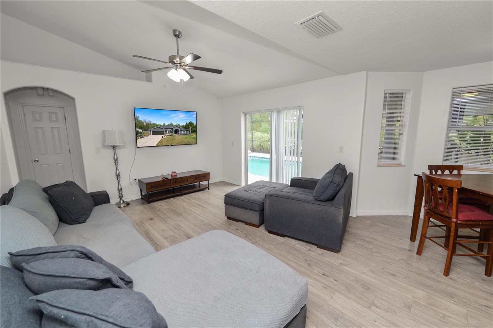 ACREAGE - Residential