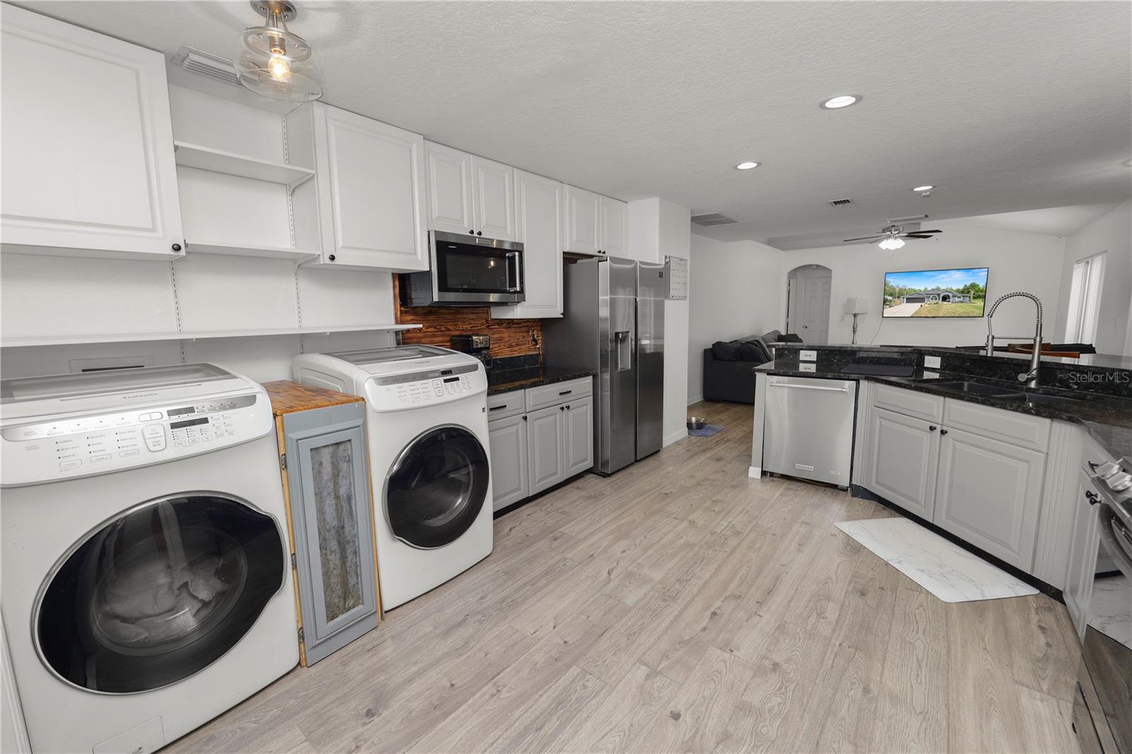 ACREAGE - Residential