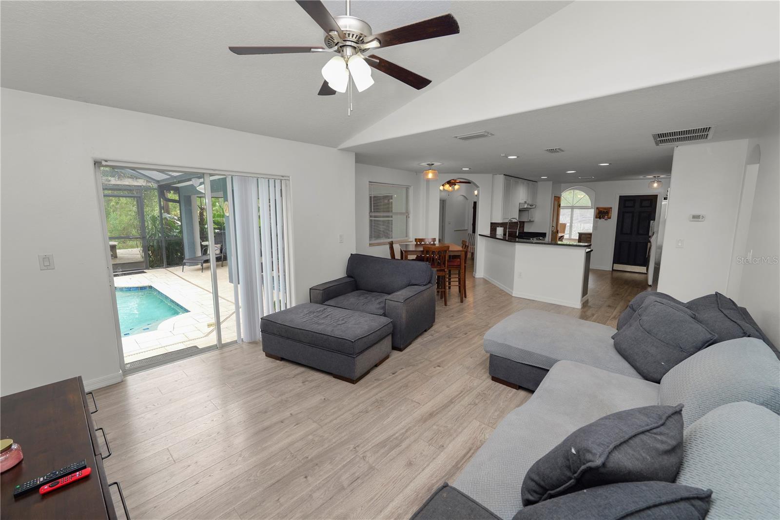 ACREAGE - Residential