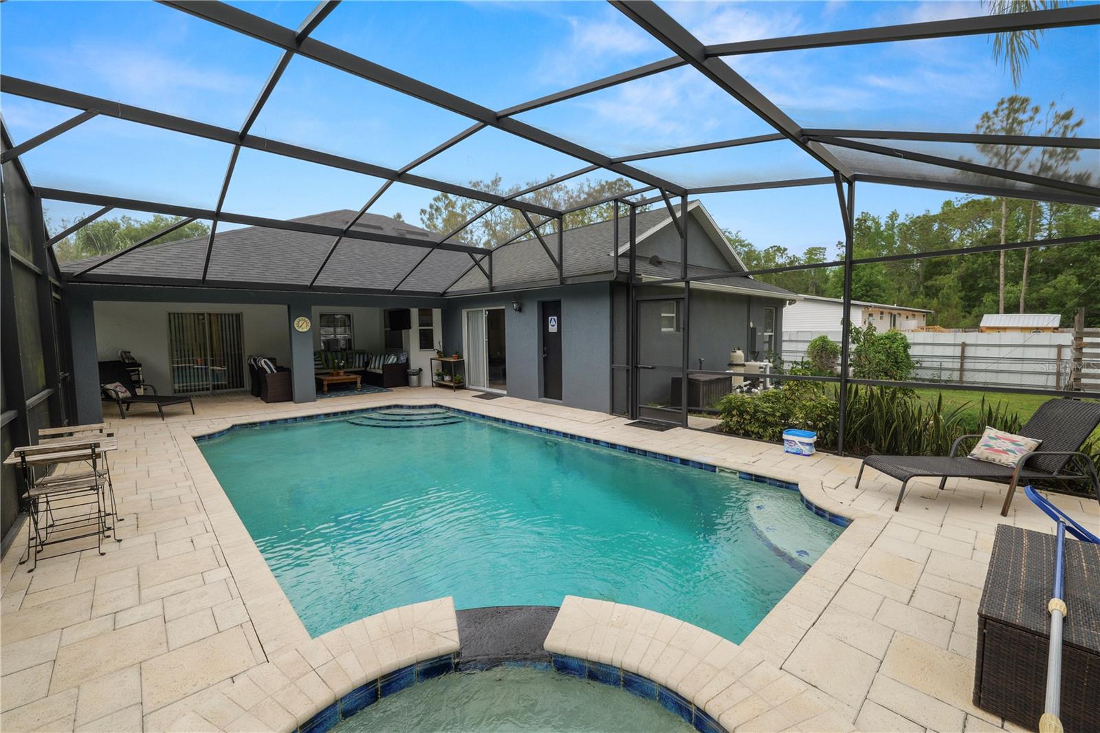 ACREAGE - Residential