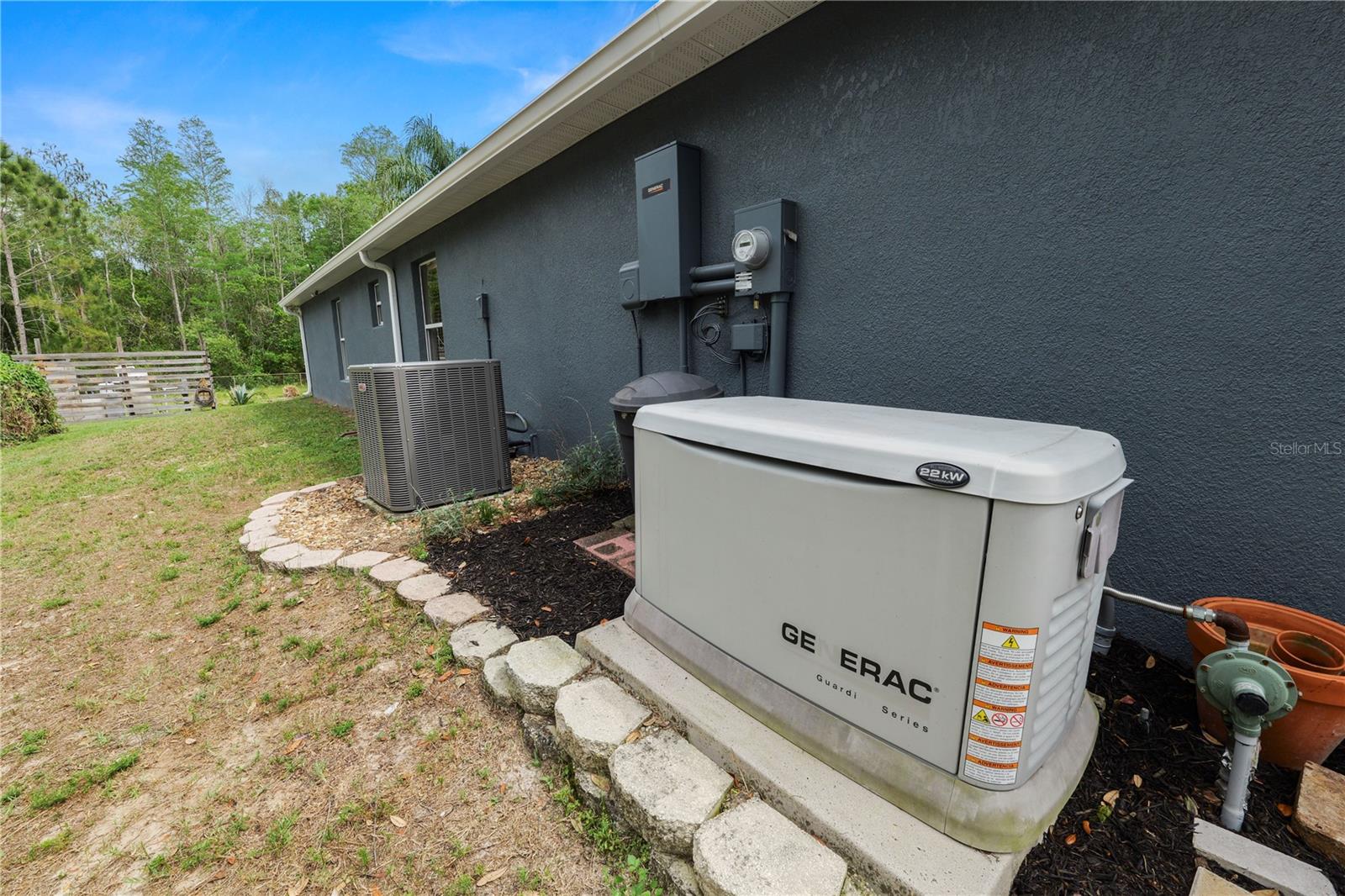 ACREAGE - Residential