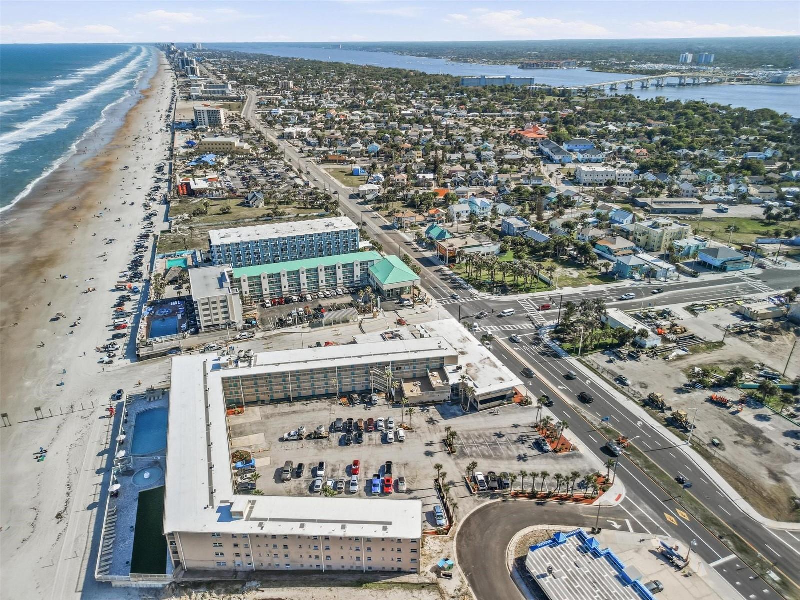 DAYTONA INN BEACH RESORT CONDO - Residential