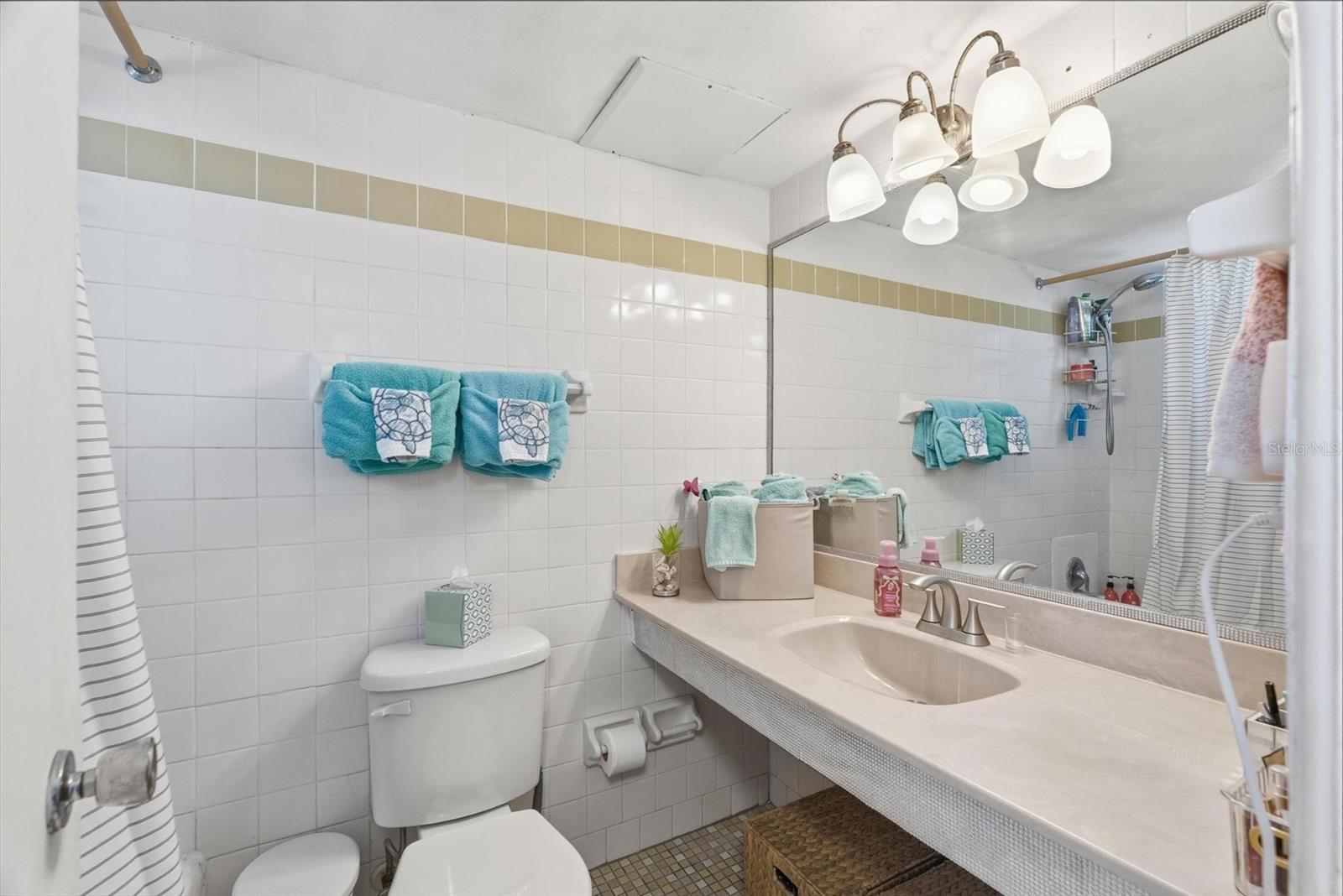 DAYTONA INN BEACH RESORT CONDO - Residential