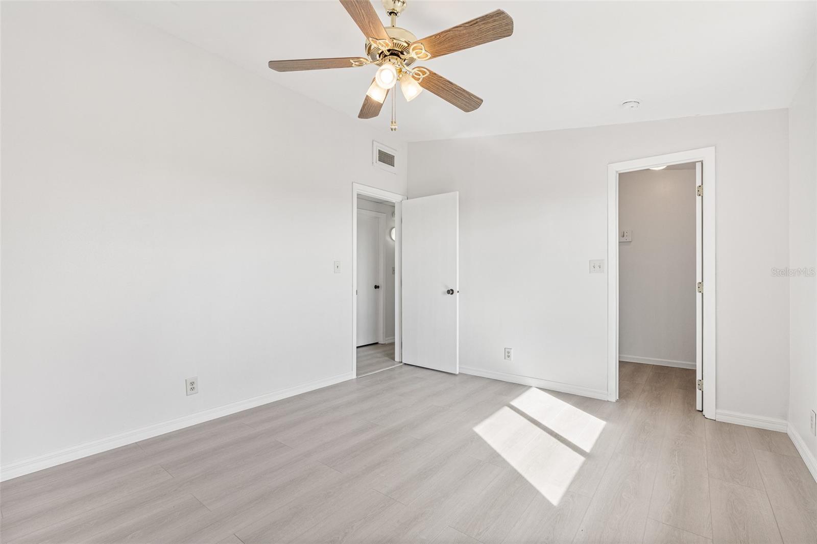 FLA DEV CO SUB - Residential