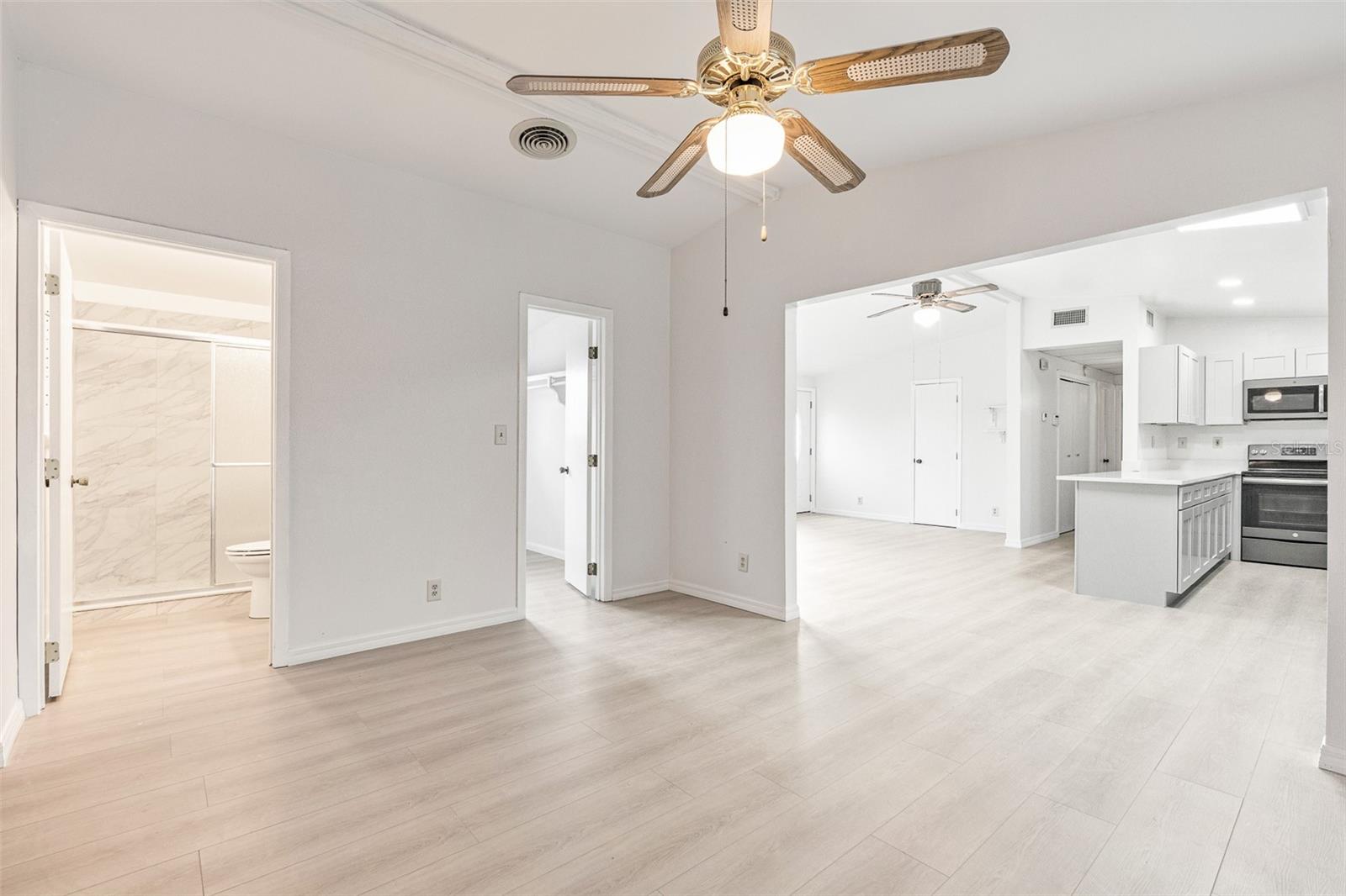 FLA DEV CO SUB - Residential