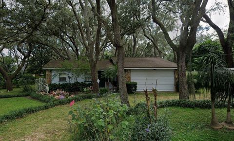 Photo of Tampa, FL 33617 (MLS # TB8421615) Photo of Tampa, FL 33617 (MLS # TB8421615)