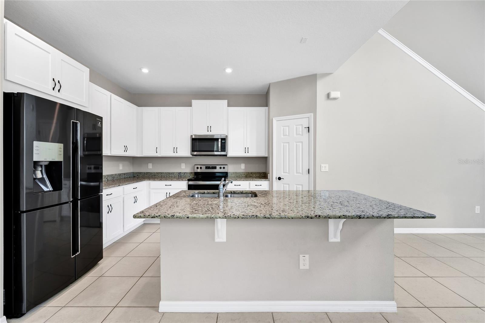 HAWKSMOOR-PH 1 - Residential