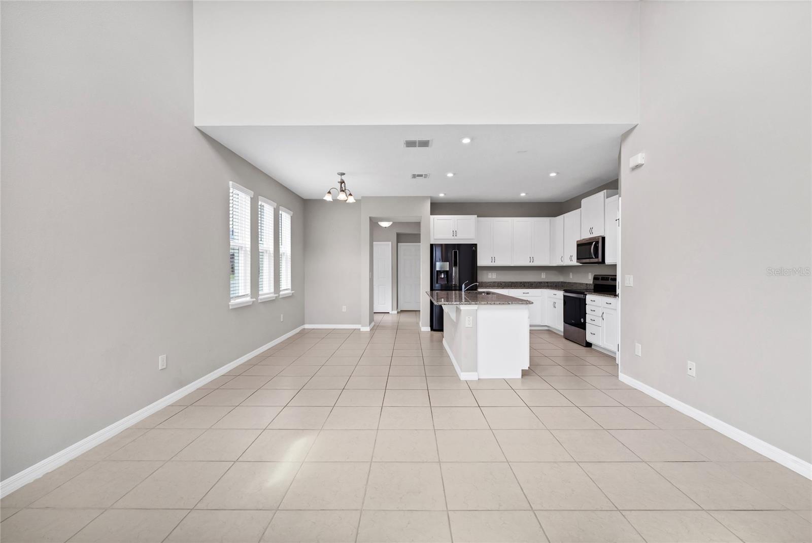 HAWKSMOOR-PH 1 - Residential