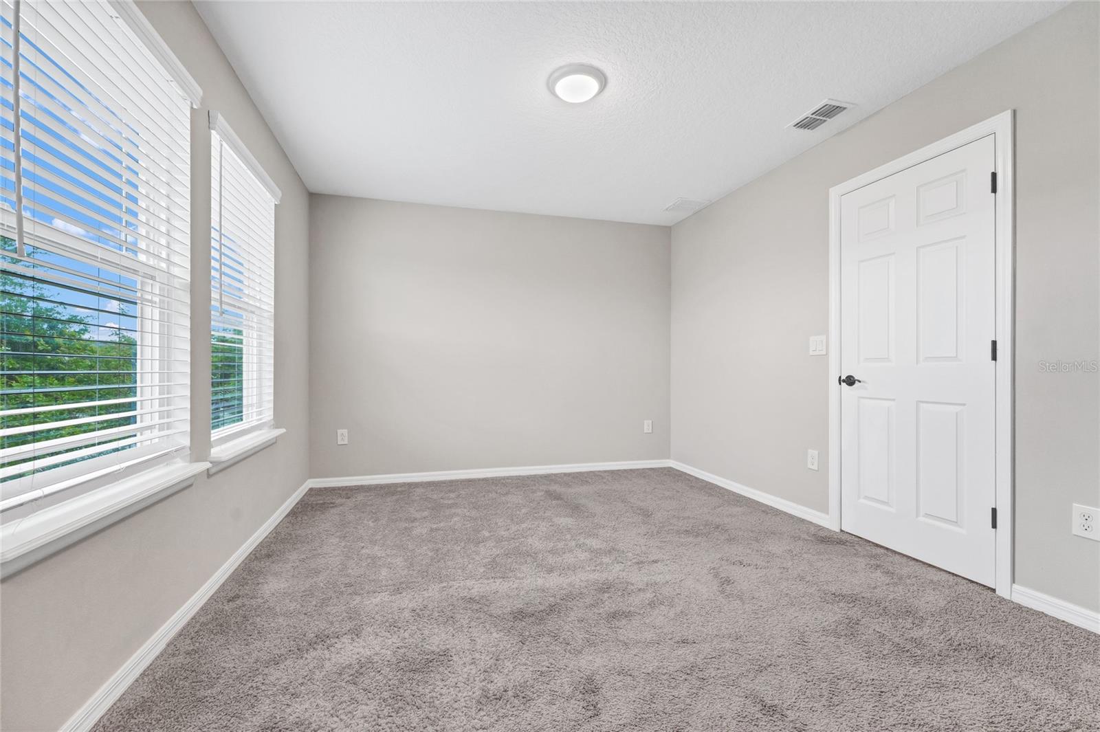 HAWKSMOOR-PH 1 - Residential