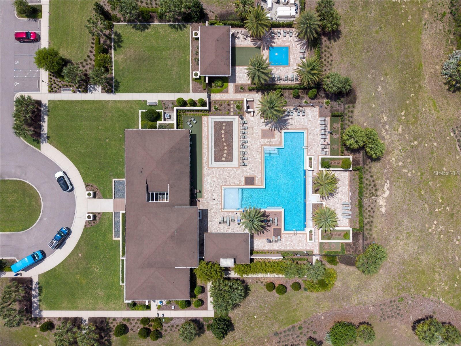 HAWKSMOOR-PH 1 - Residential