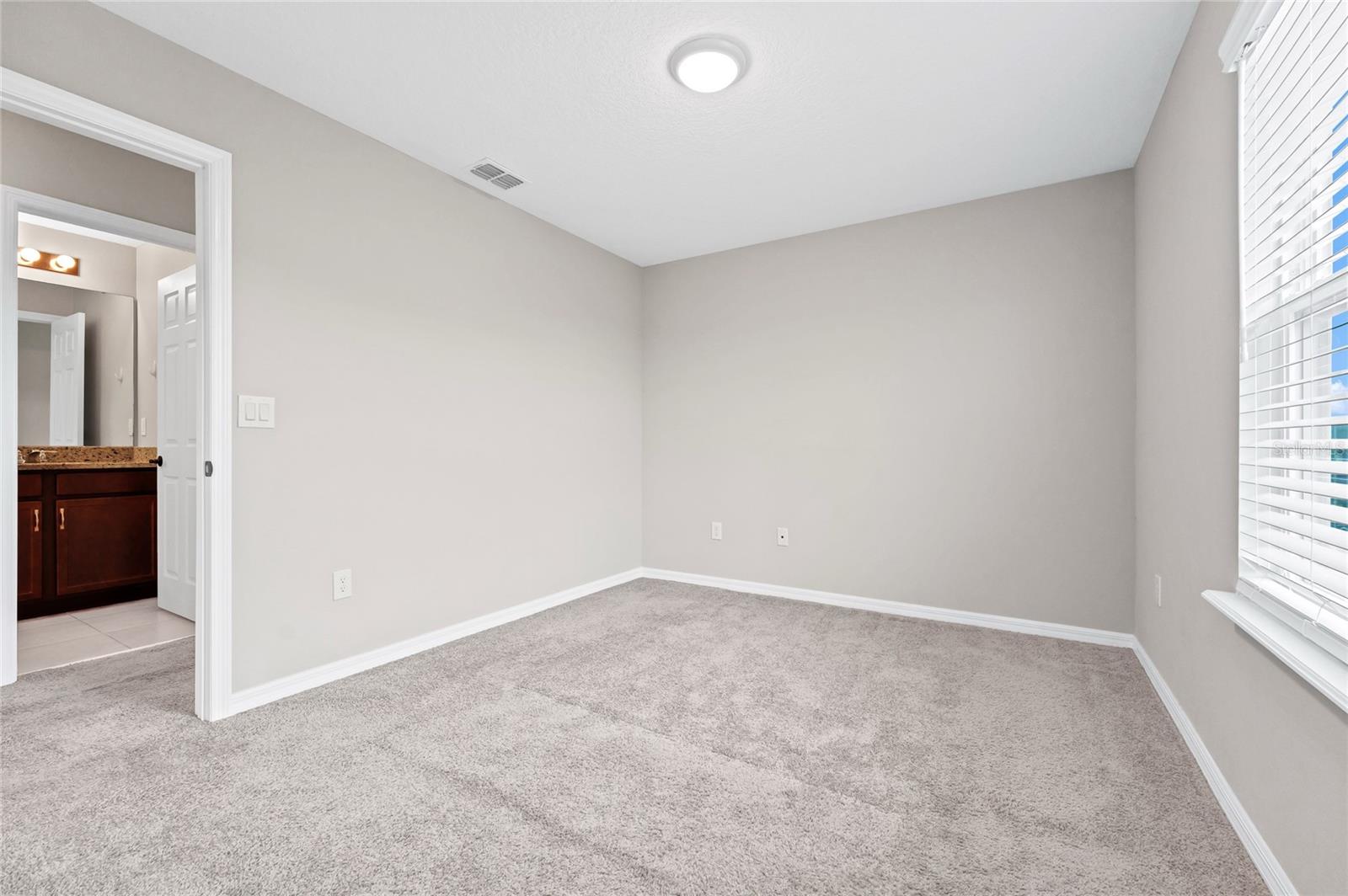 HAWKSMOOR-PH 1 - Residential