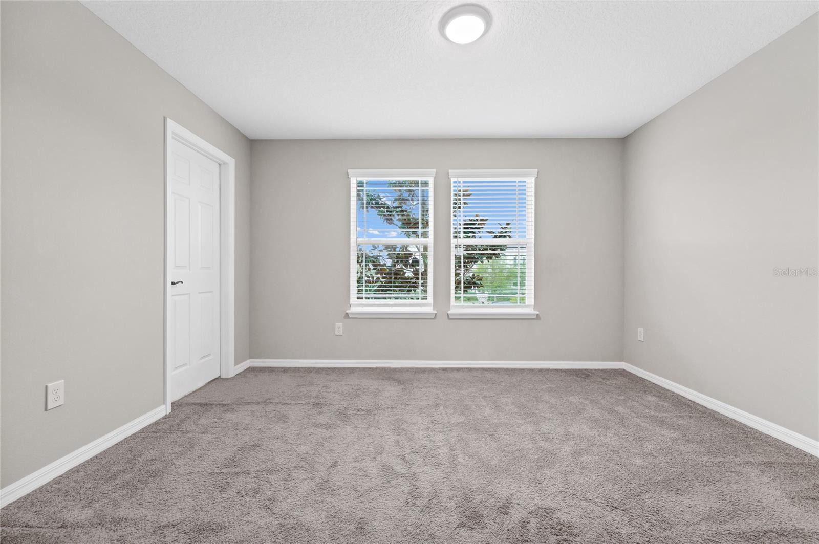 HAWKSMOOR-PH 1 - Residential