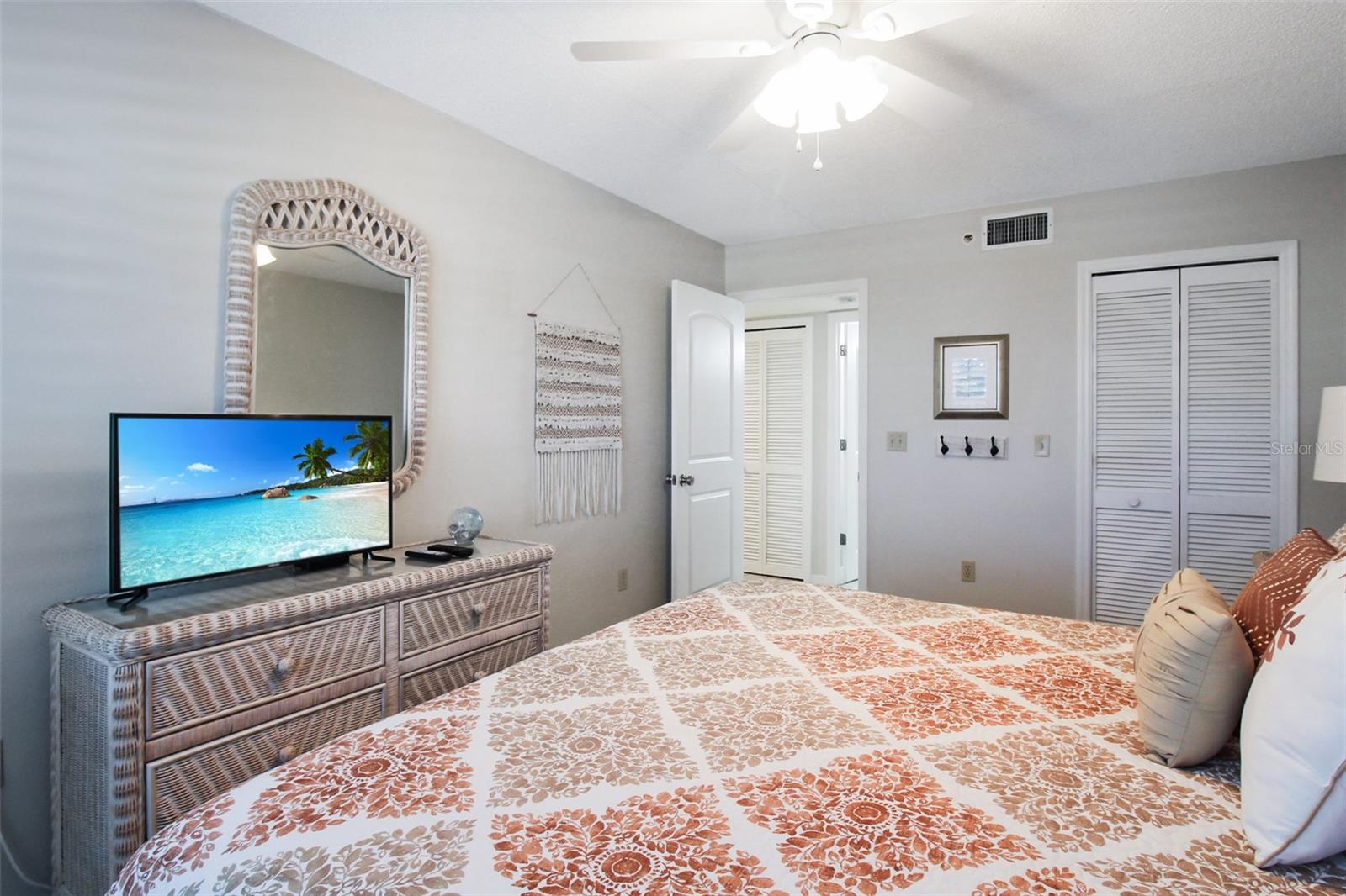 GULF & BAY CLUB BAYSIDE - Residential Lease