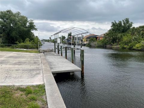 A home in PORT CHARLOTTE