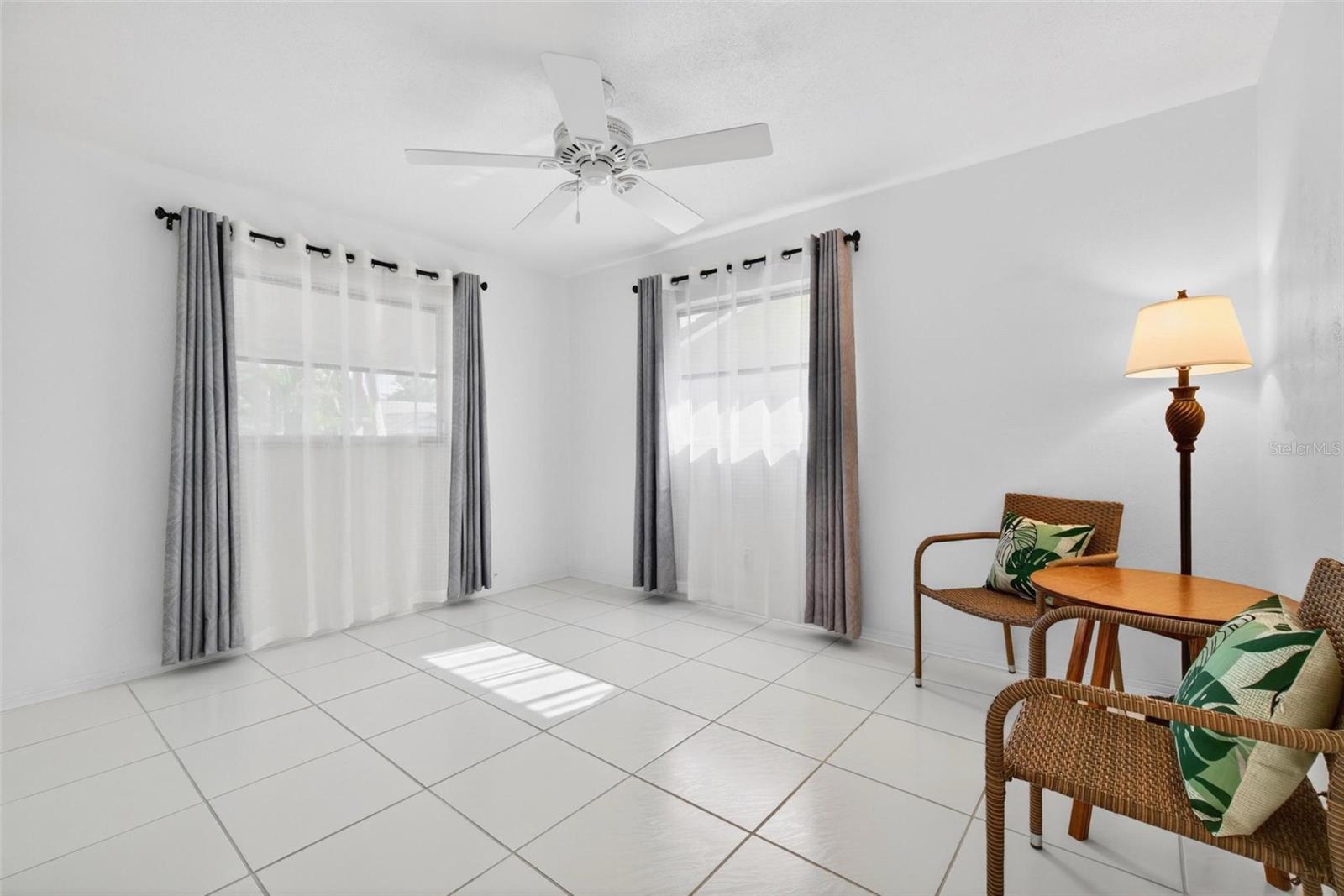 WILLIAMSDALE SQUARE 4TH ADD - Residential