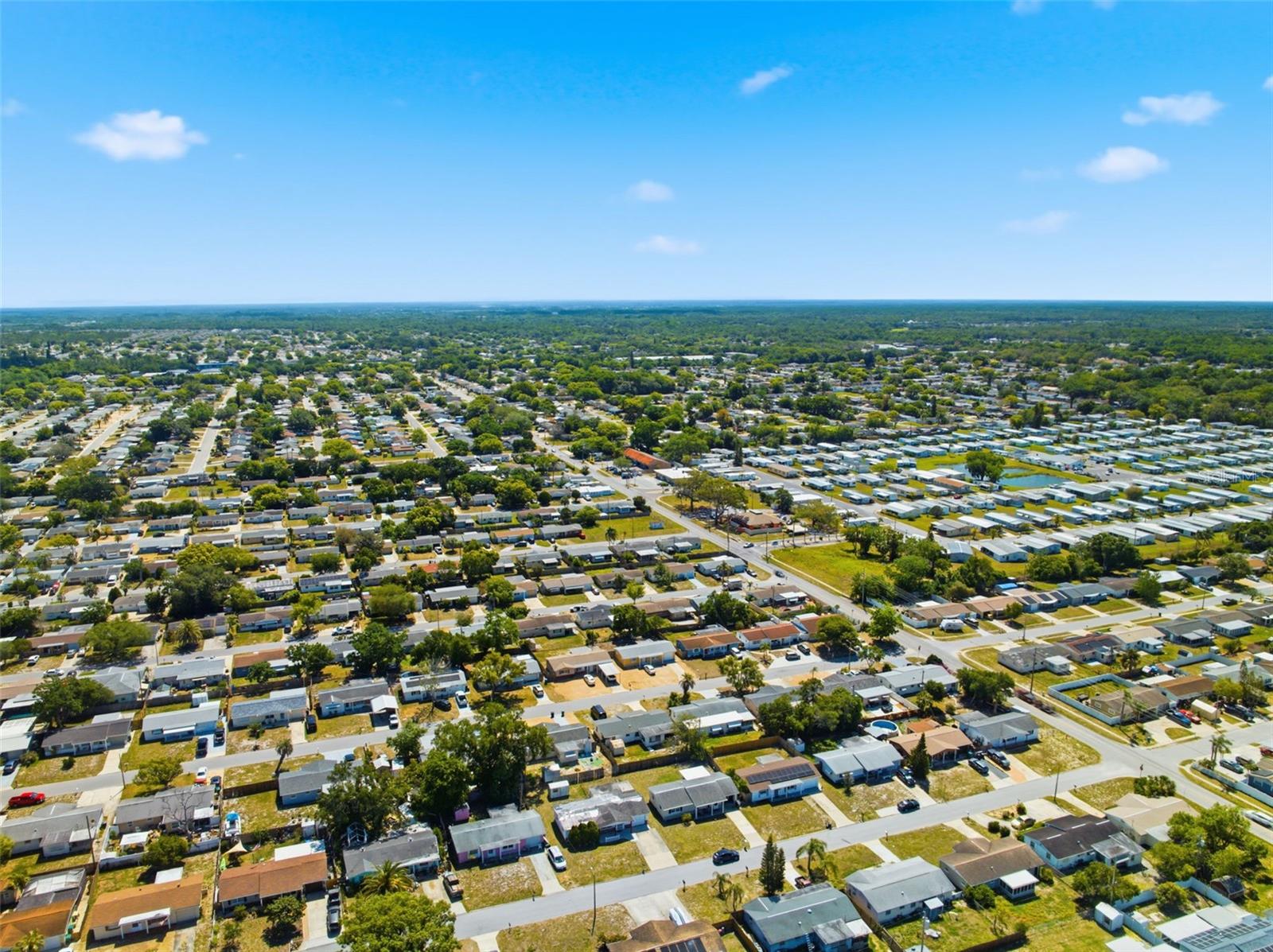 COLONIAL MANOR - Residential