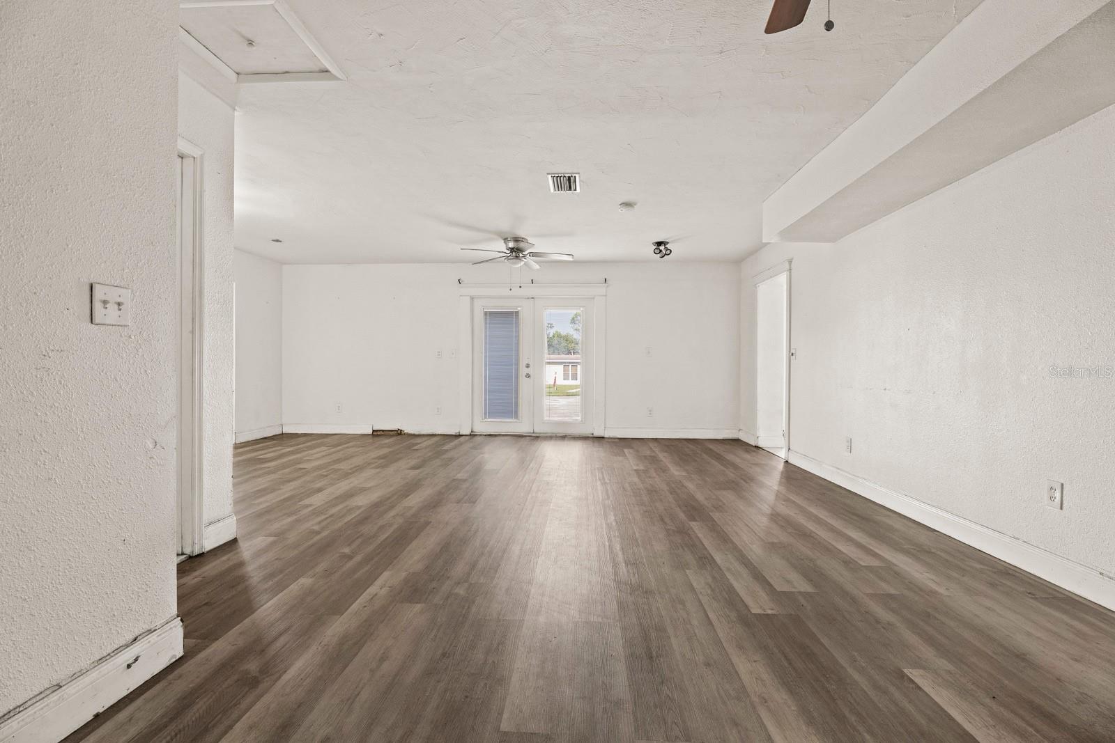 DELTONA LAKES UNIT 28 - Residential