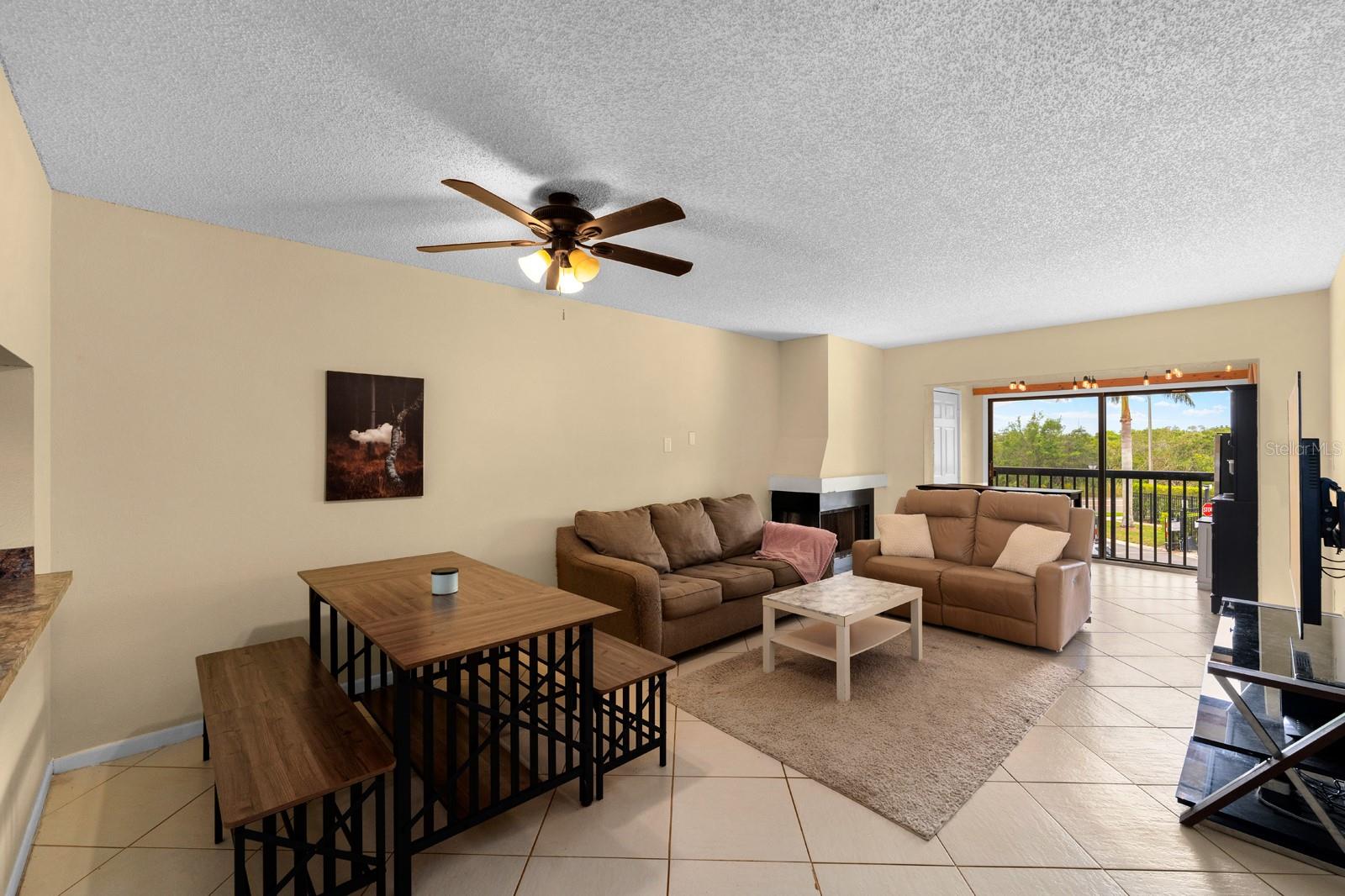 1905 OYSTER CATCHER LANE 924