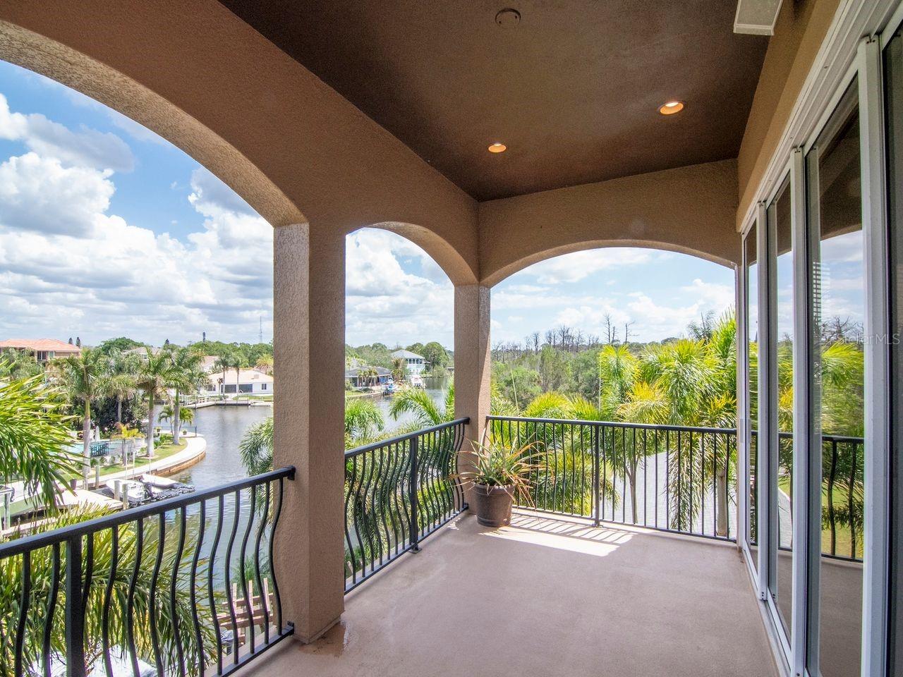 BAYWOOD VILLAGE - Residential