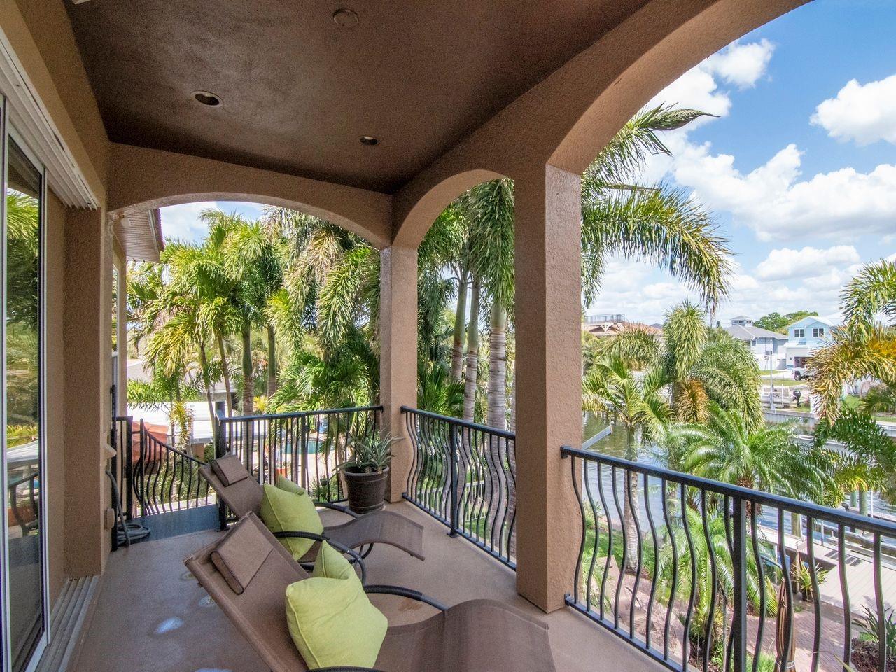 BAYWOOD VILLAGE - Residential