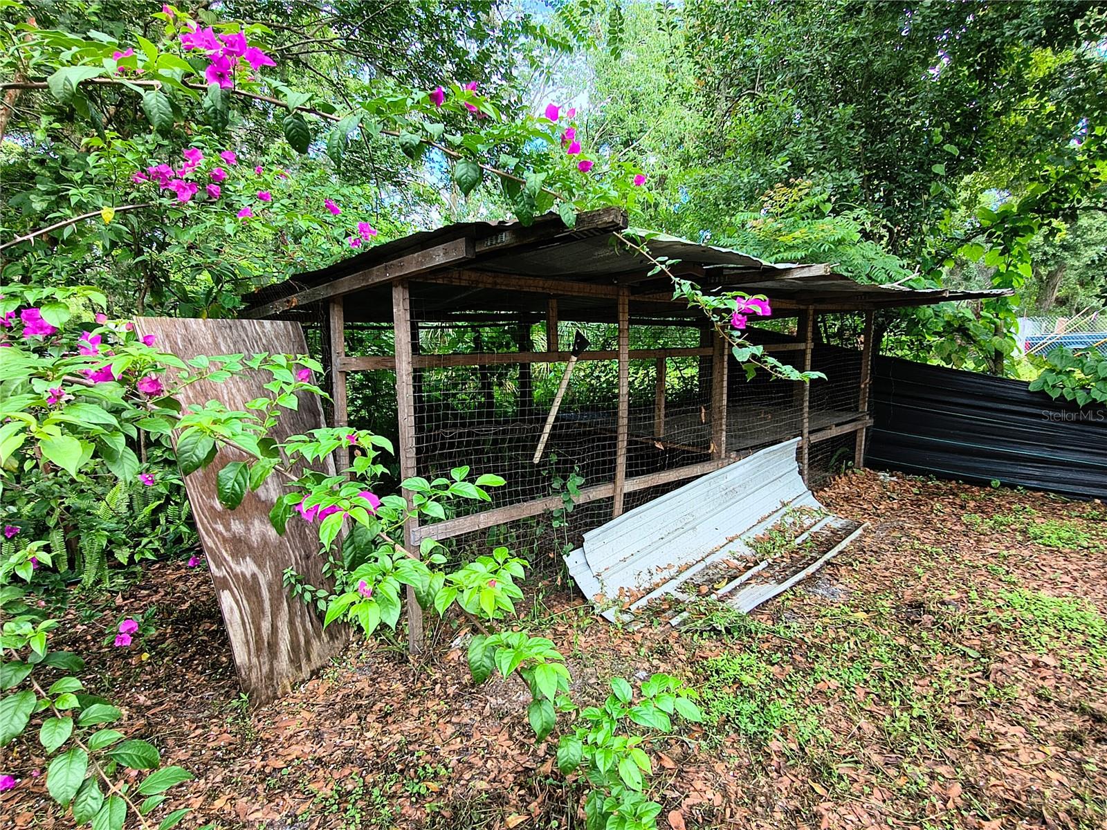 5624 DAVIS ROAD