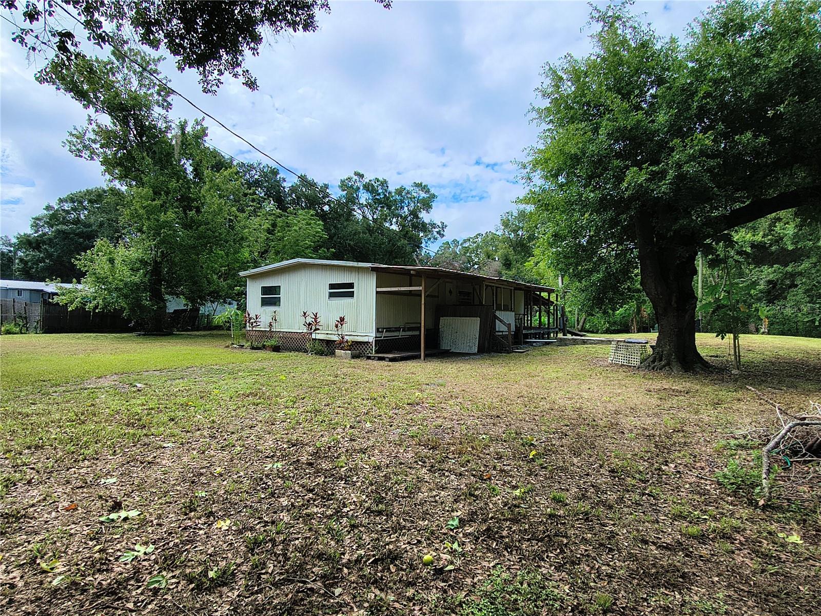 5624 DAVIS ROAD