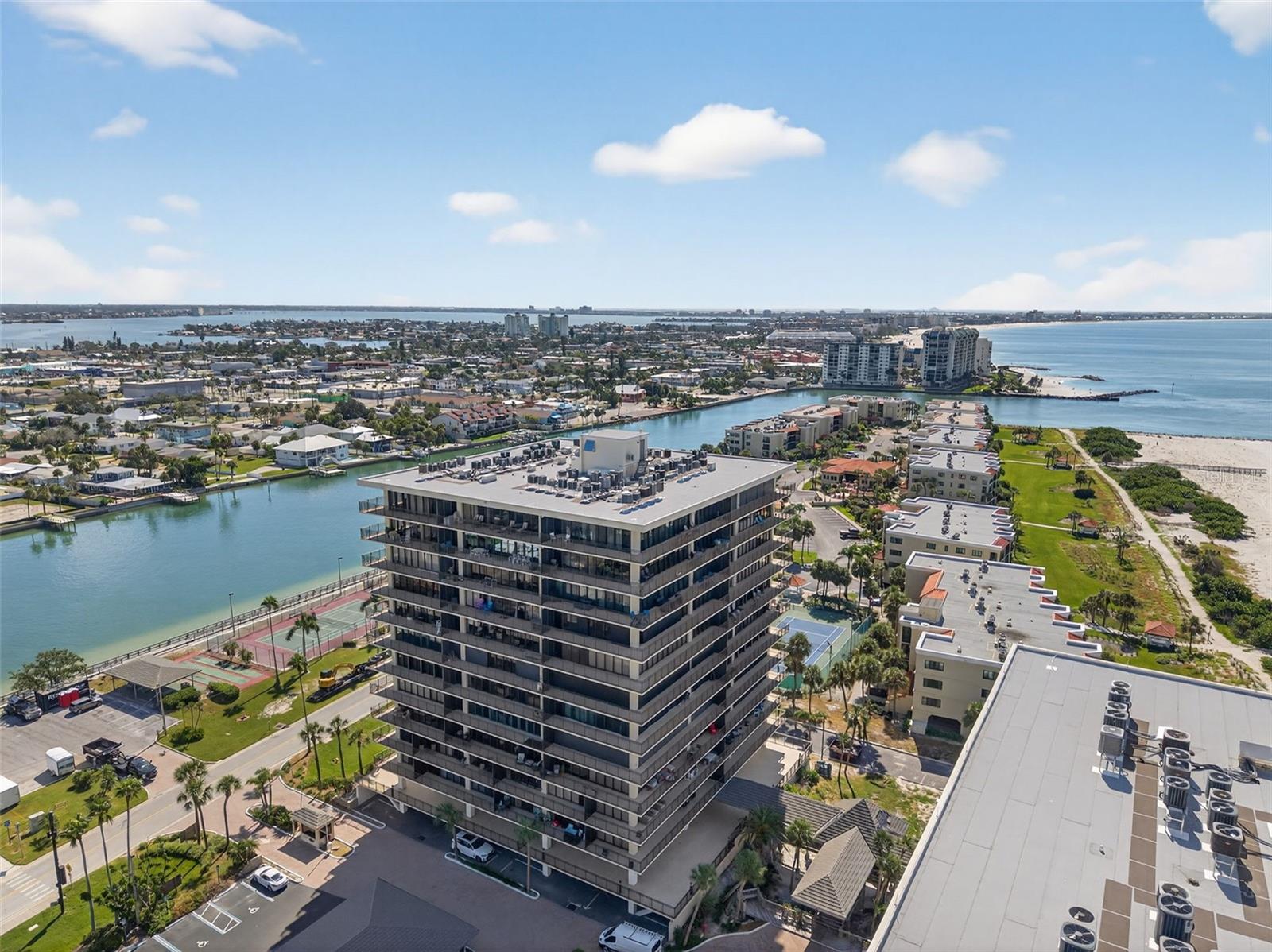MANSIONS BY THE SEA CONDO - Residential