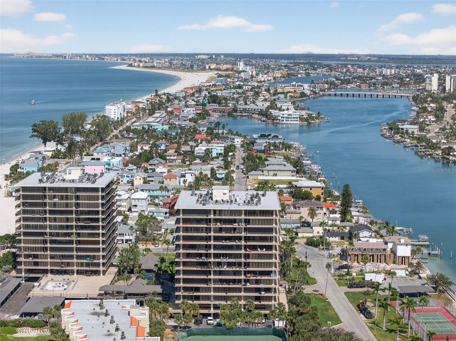 MANSIONS BY THE SEA CONDO - Residential