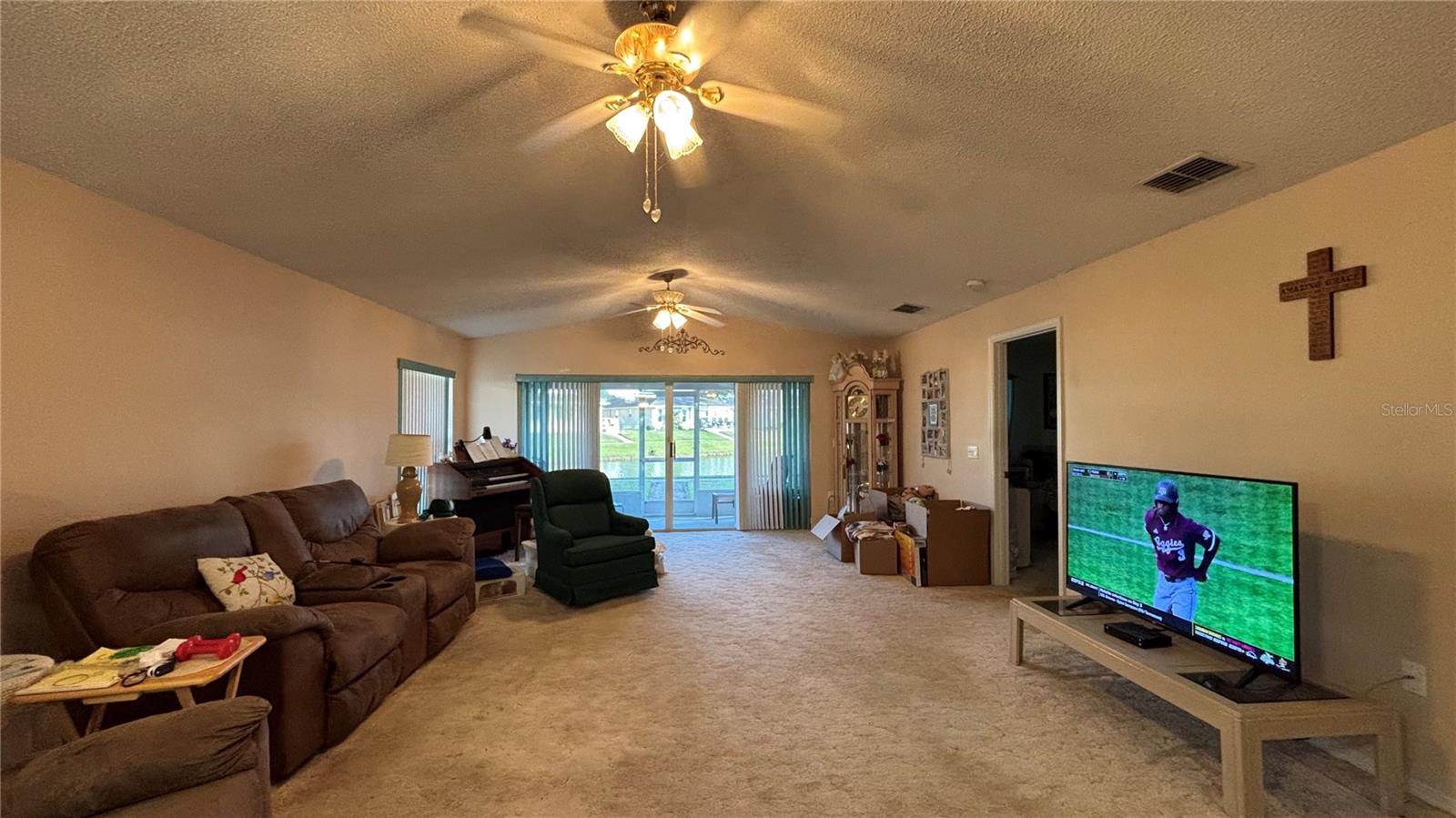 2244 SILVER LAKES DRIVE N
