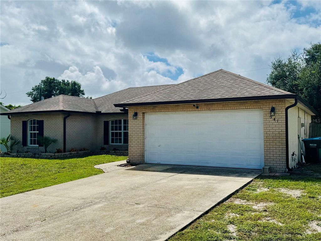Photo of 941 Wilmington Drive, Deltona, FL 32725 (MLS # O6350516)