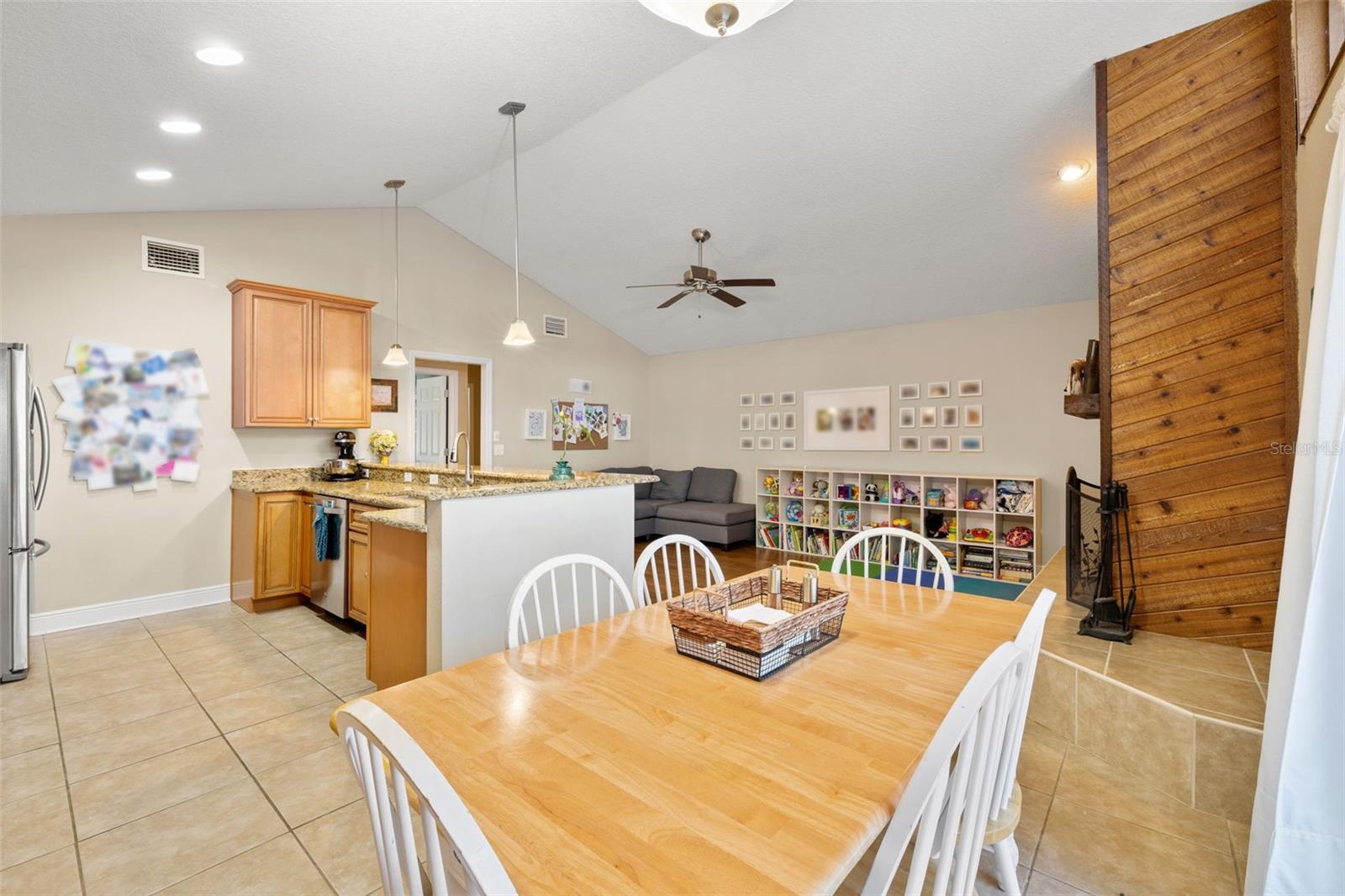 RAINTREE TERRACE - Residential