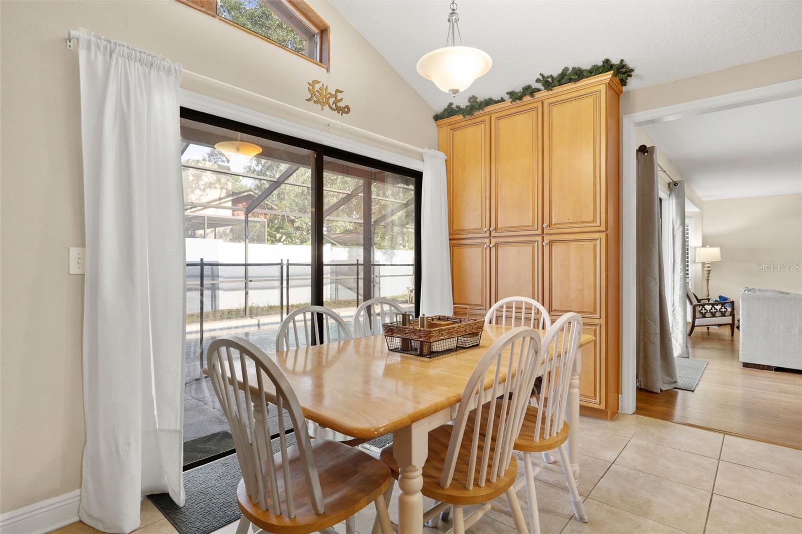 RAINTREE TERRACE - Residential