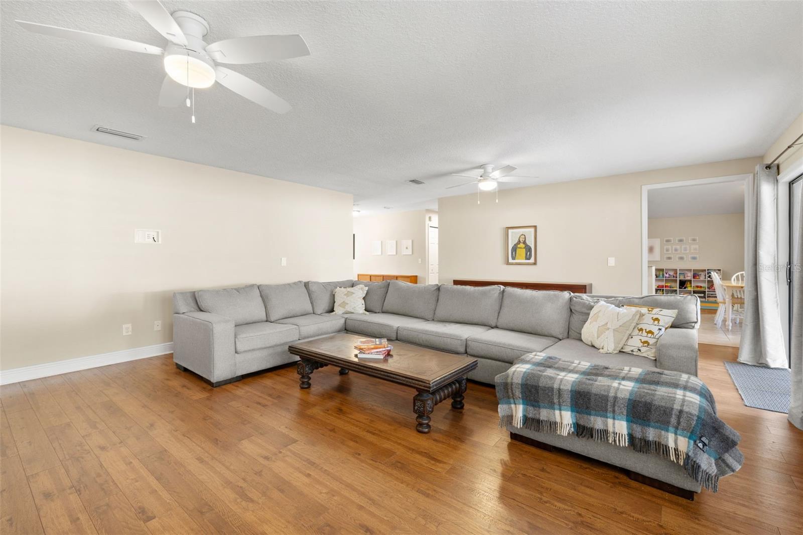 RAINTREE TERRACE - Residential