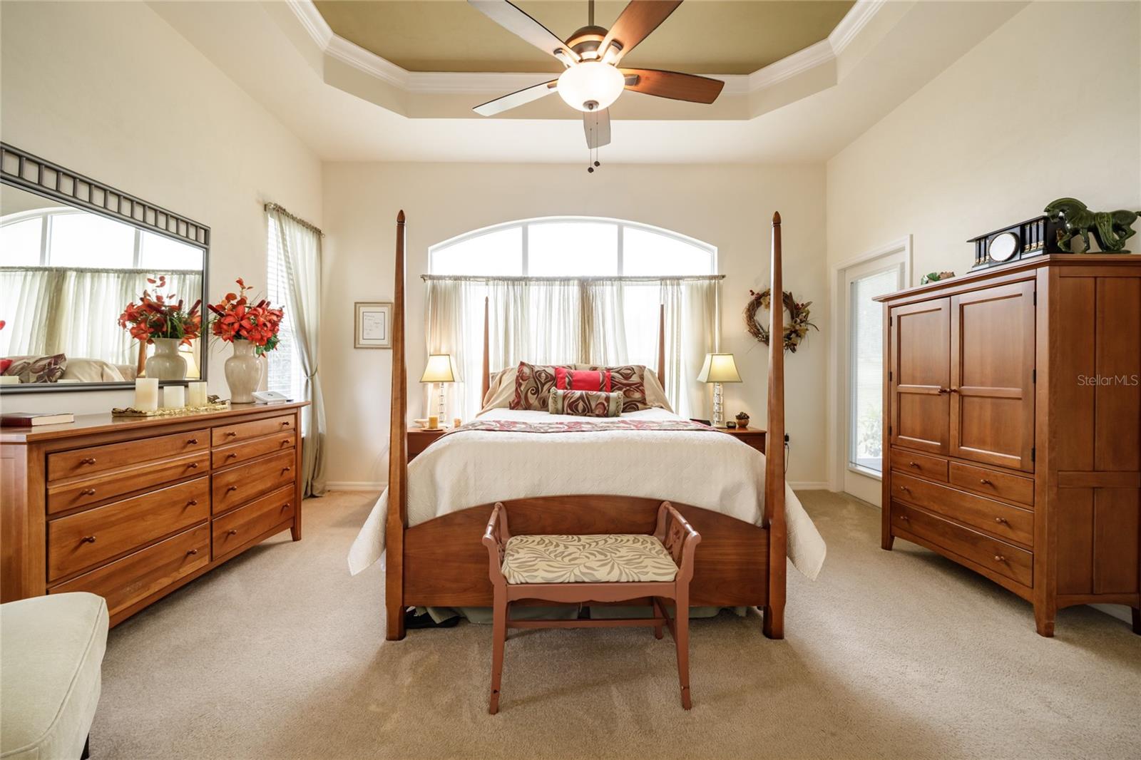 LAKEVIEW VILLAS - Residential