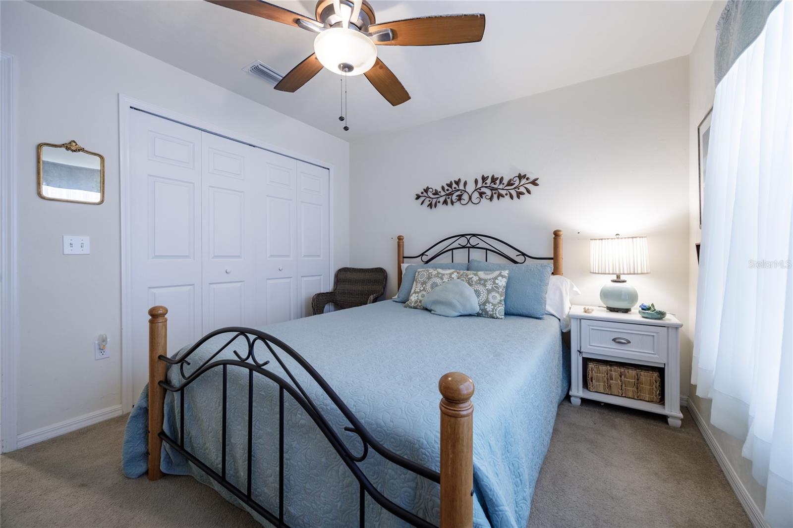 LAKEVIEW VILLAS - Residential