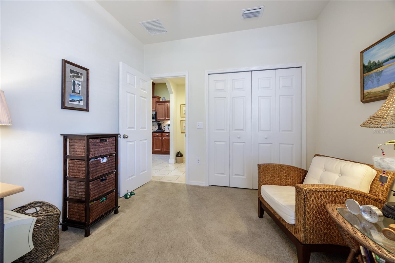 LAKEVIEW VILLAS - Residential