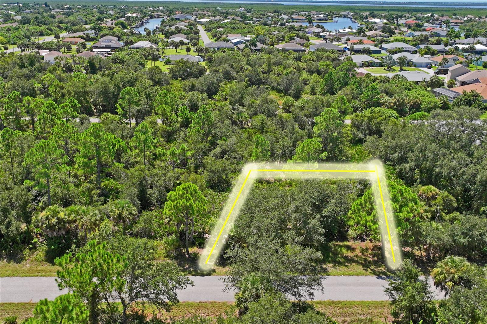 17177 SOTLIFF AVENUE, PORT CHARLOTTE, FL, 33948 1 17177 SOTLIFF AVENUE