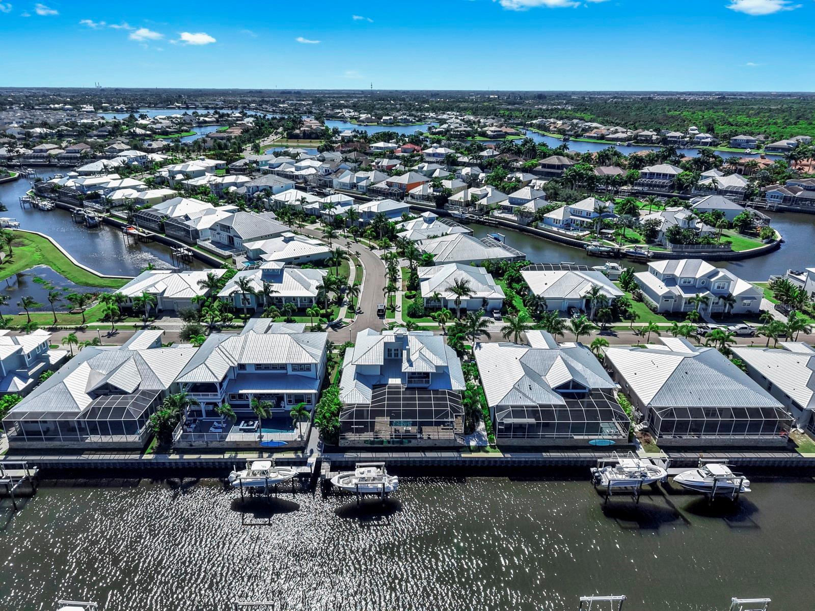 MIRABAY PH 2A-3 - Residential