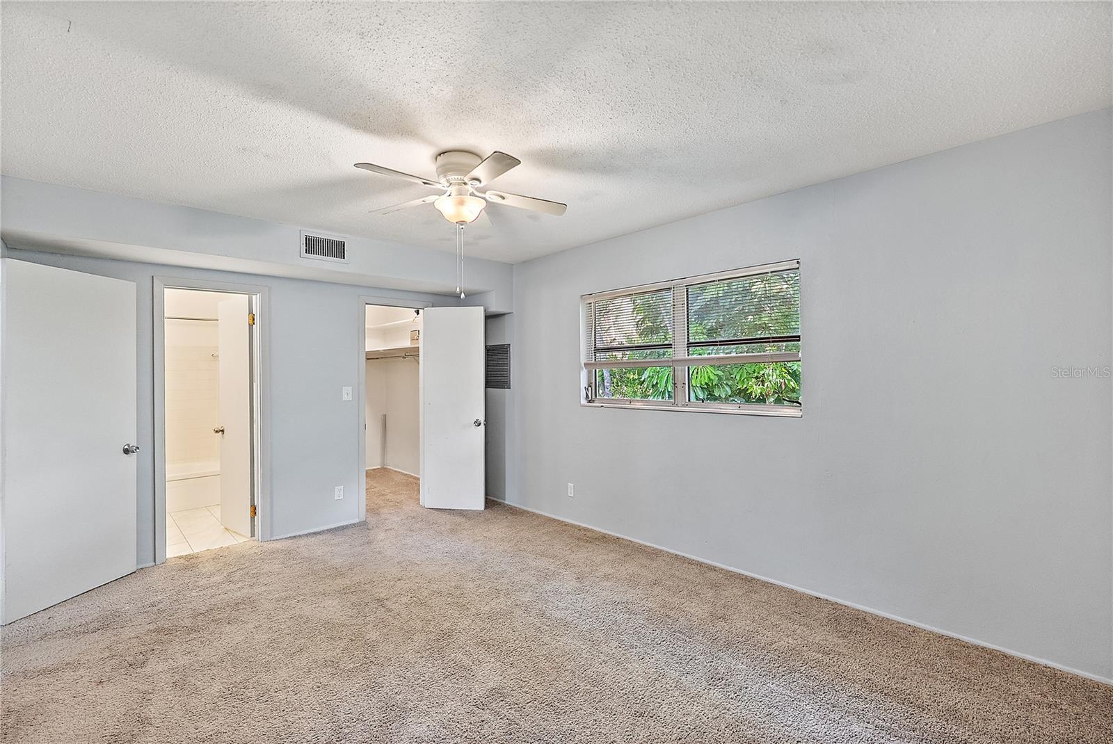 FRENCH QUARTER CONDO - Residential