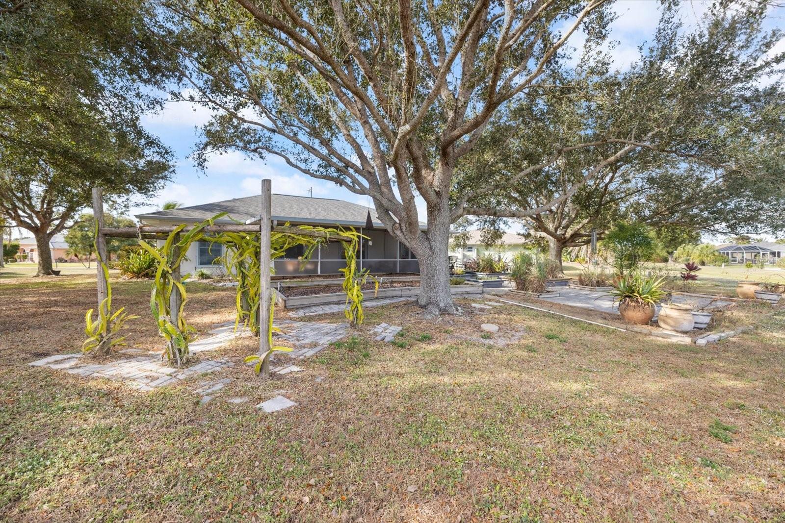 PUNTA GORDA ISLES SEC 23 - Residential