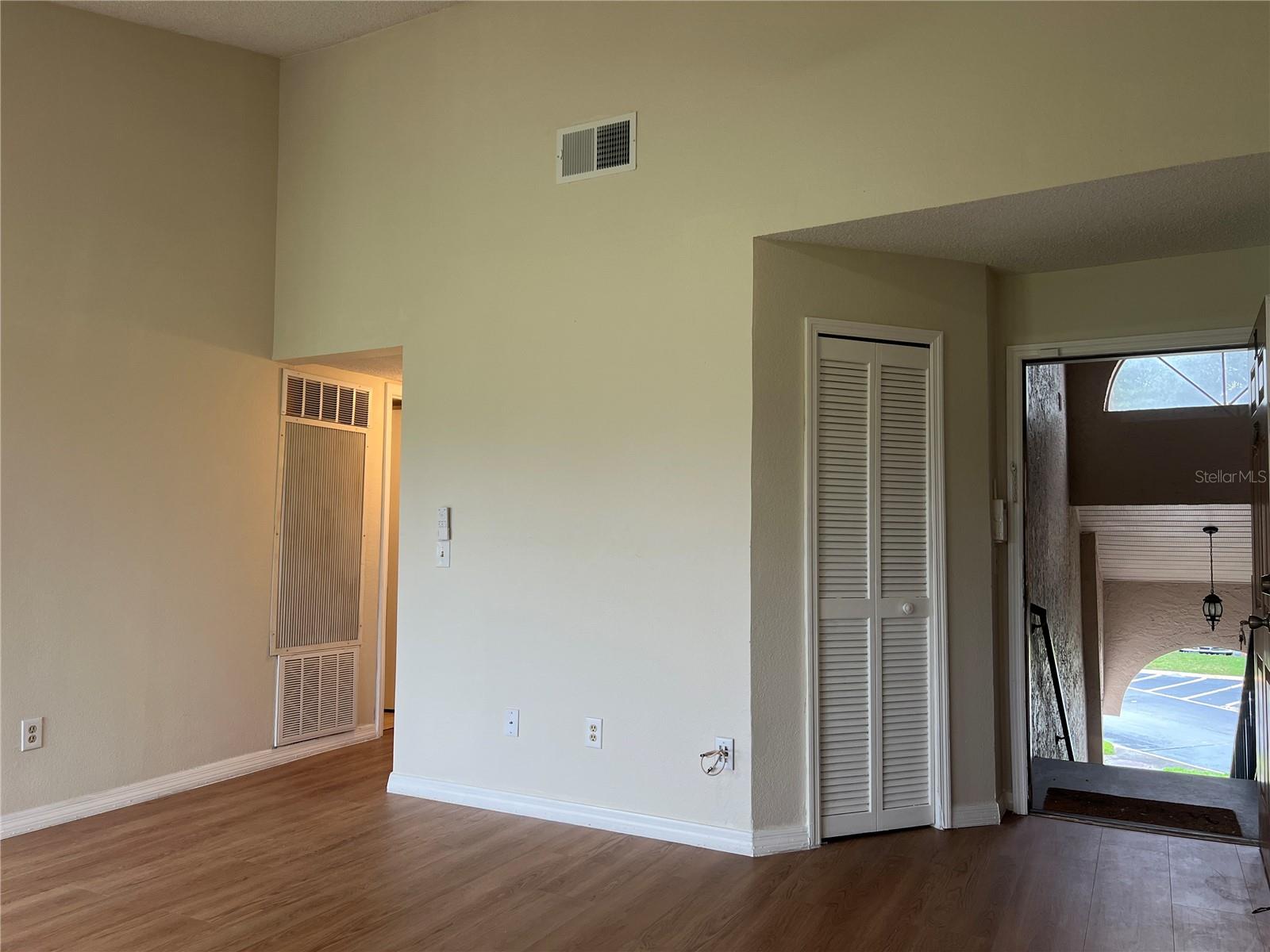 TOWNES OF SOUTHGATE CONDOMINIUM - Residential