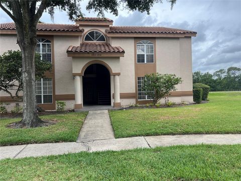 Photo of 4838 Normandy Pl #38, Orlando, FL 32811 (MLS # O6403633)
