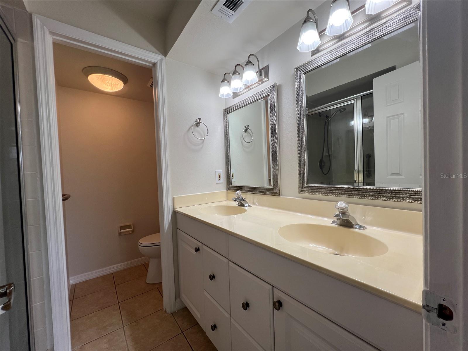 TOWNES OF SOUTHGATE CONDOMINIUM - Residential
