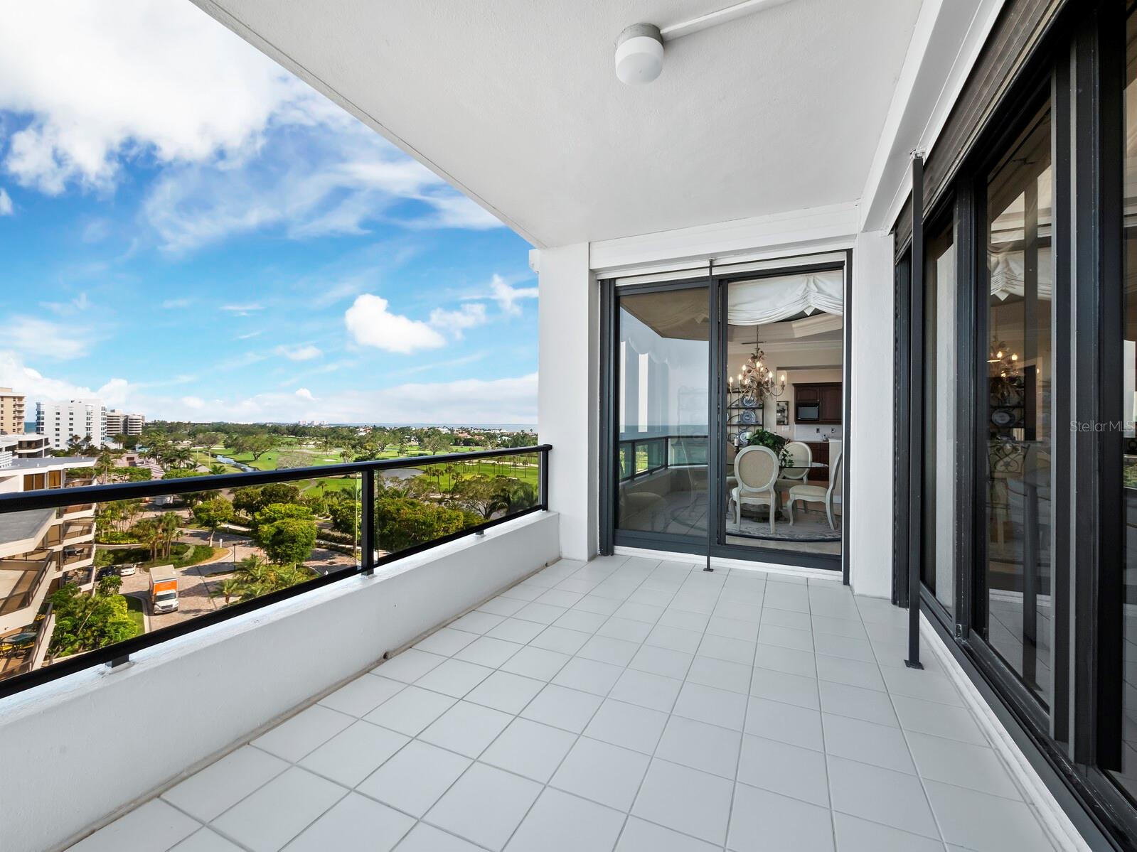 SANCTUARY III - Residential