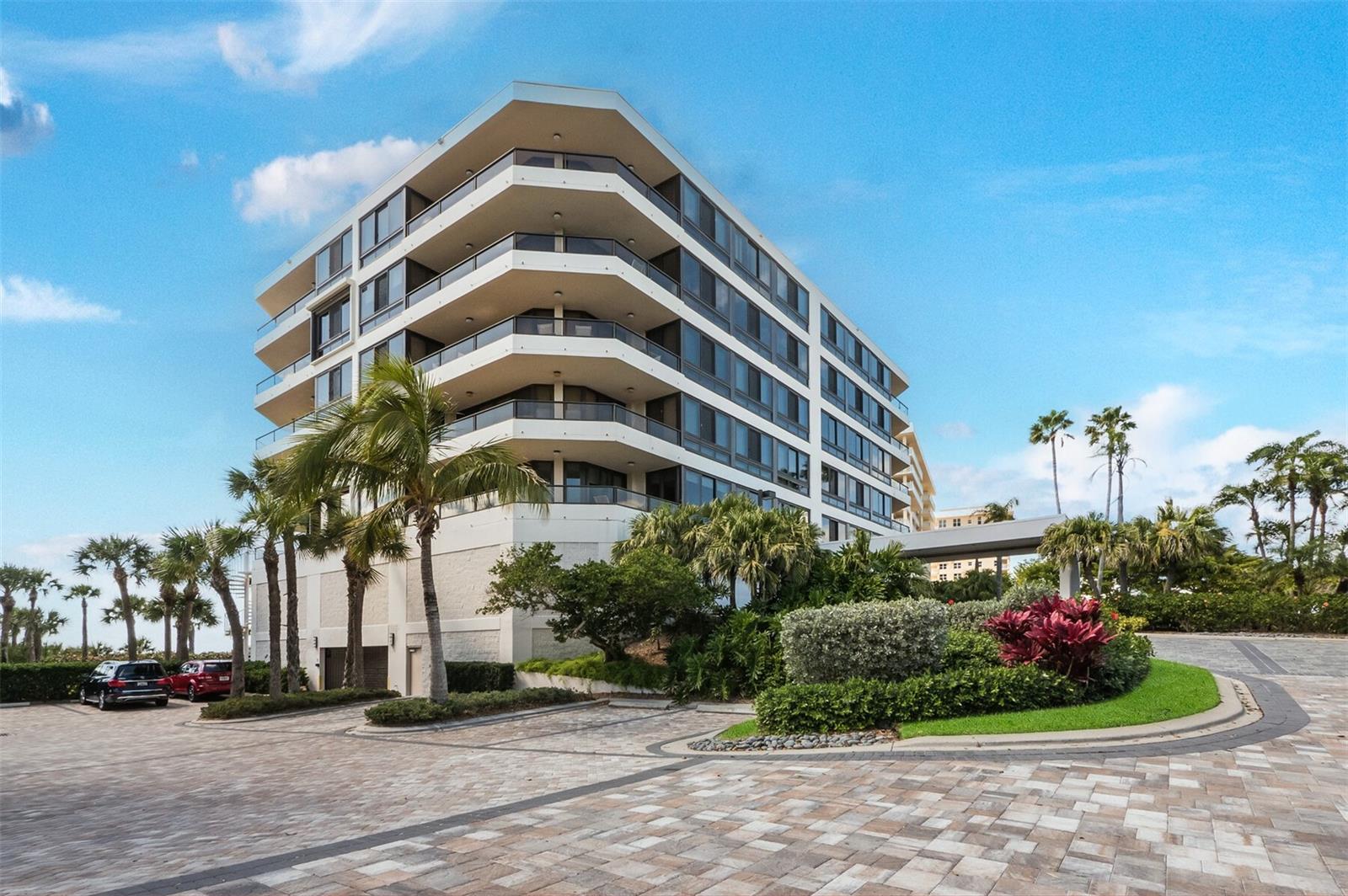 SANCTUARY III - Residential