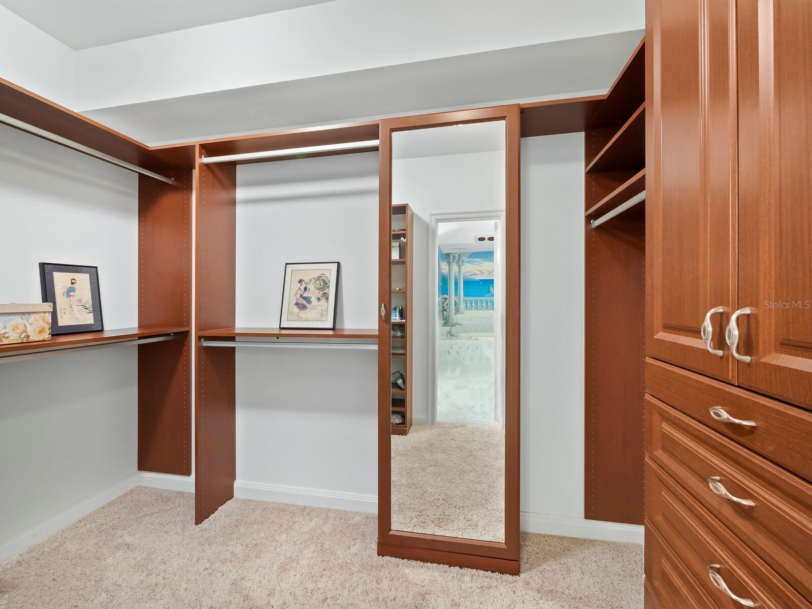 SANCTUARY III - Residential