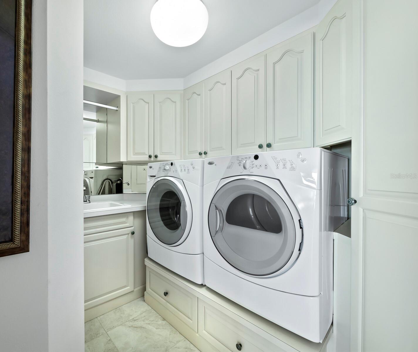 SANCTUARY III - Residential